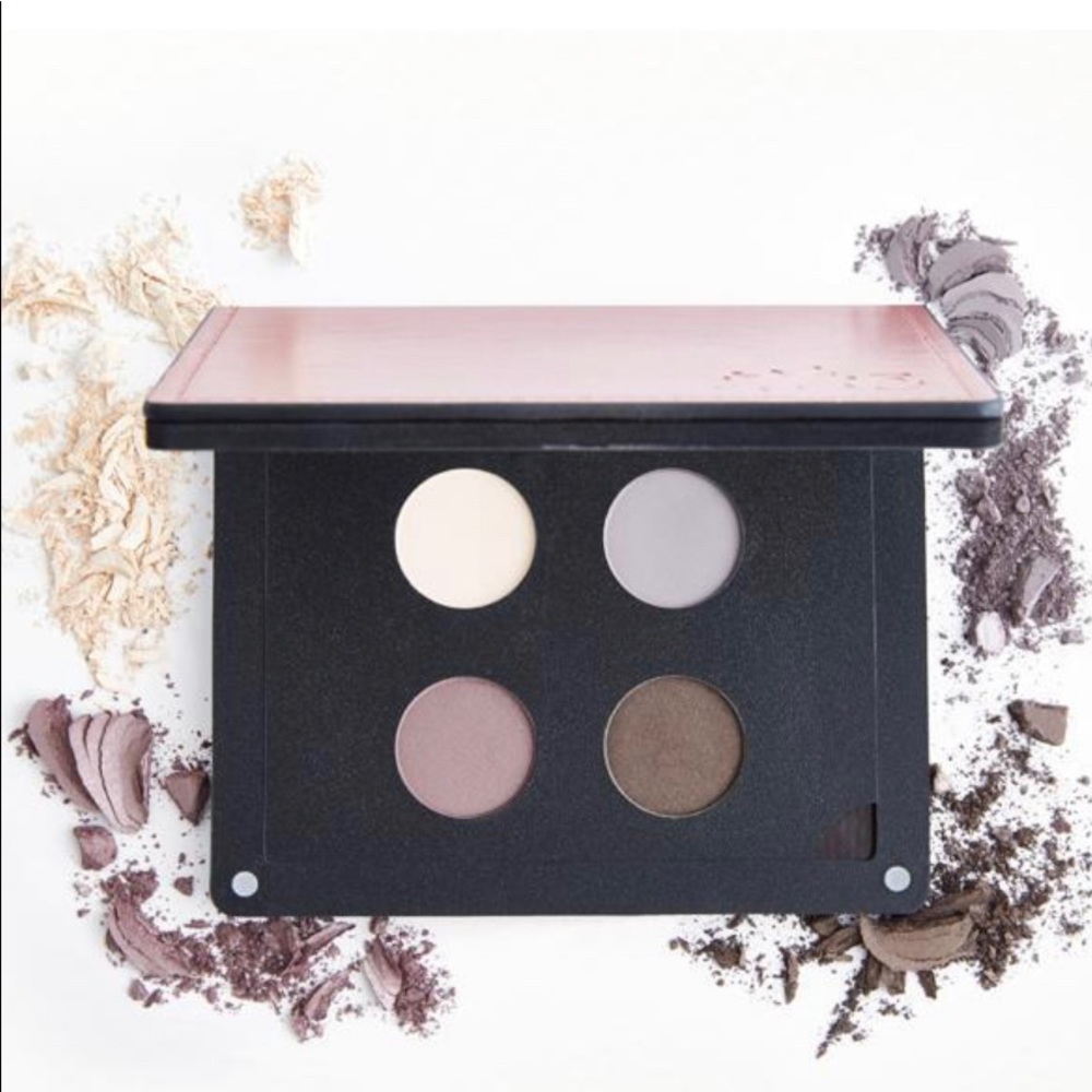 ITTSĒ The Van Ness Magnetic Eyeshadow Quad